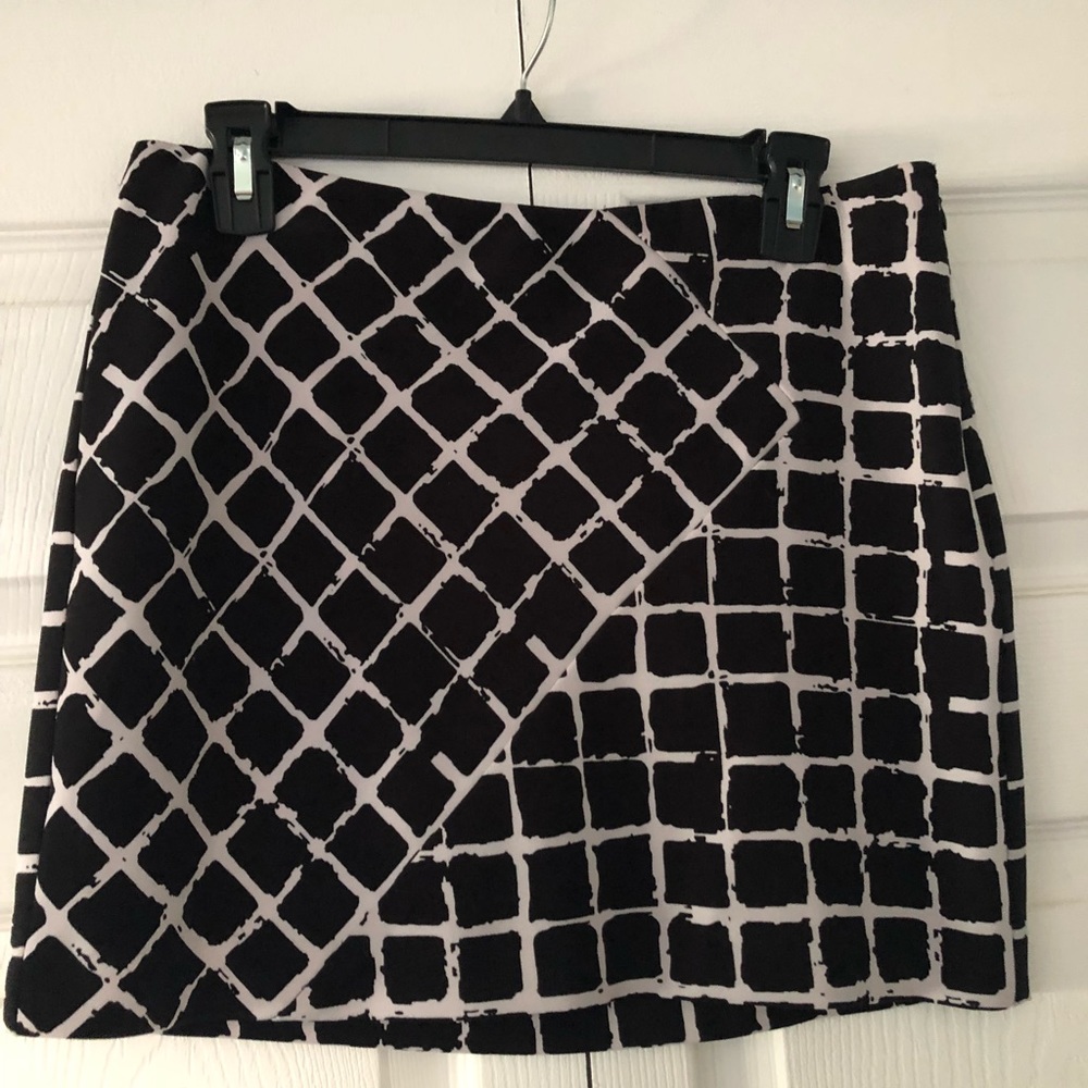 🌸OFFERS!🌸 NWOT Rachel Roy Skirt ♠️